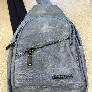 Mendocino Gray Crossbody Bag